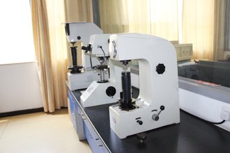 布氏硬度计，维氏硬度计，洛氏硬度计