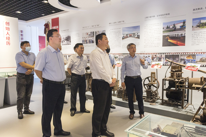 泰州市委常委、统战部部长张小兵一行莅临星火调研指导